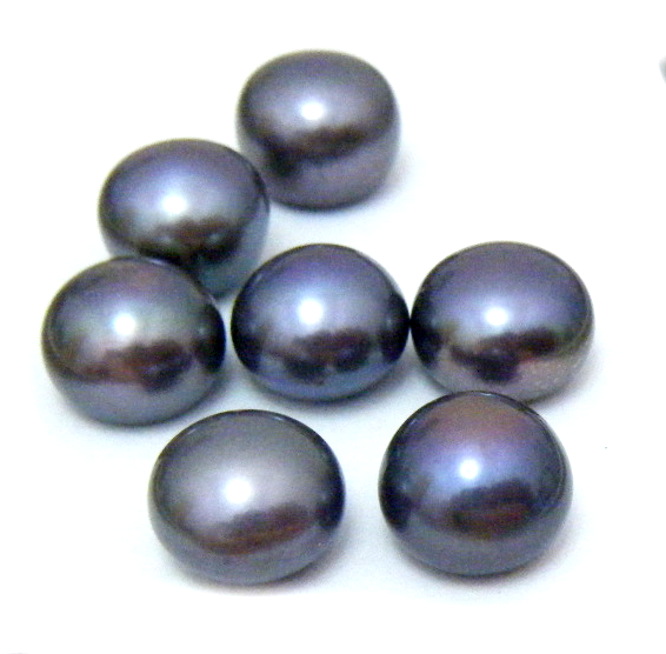 Black 8-8.5 Half Drilled Button Single Pearls